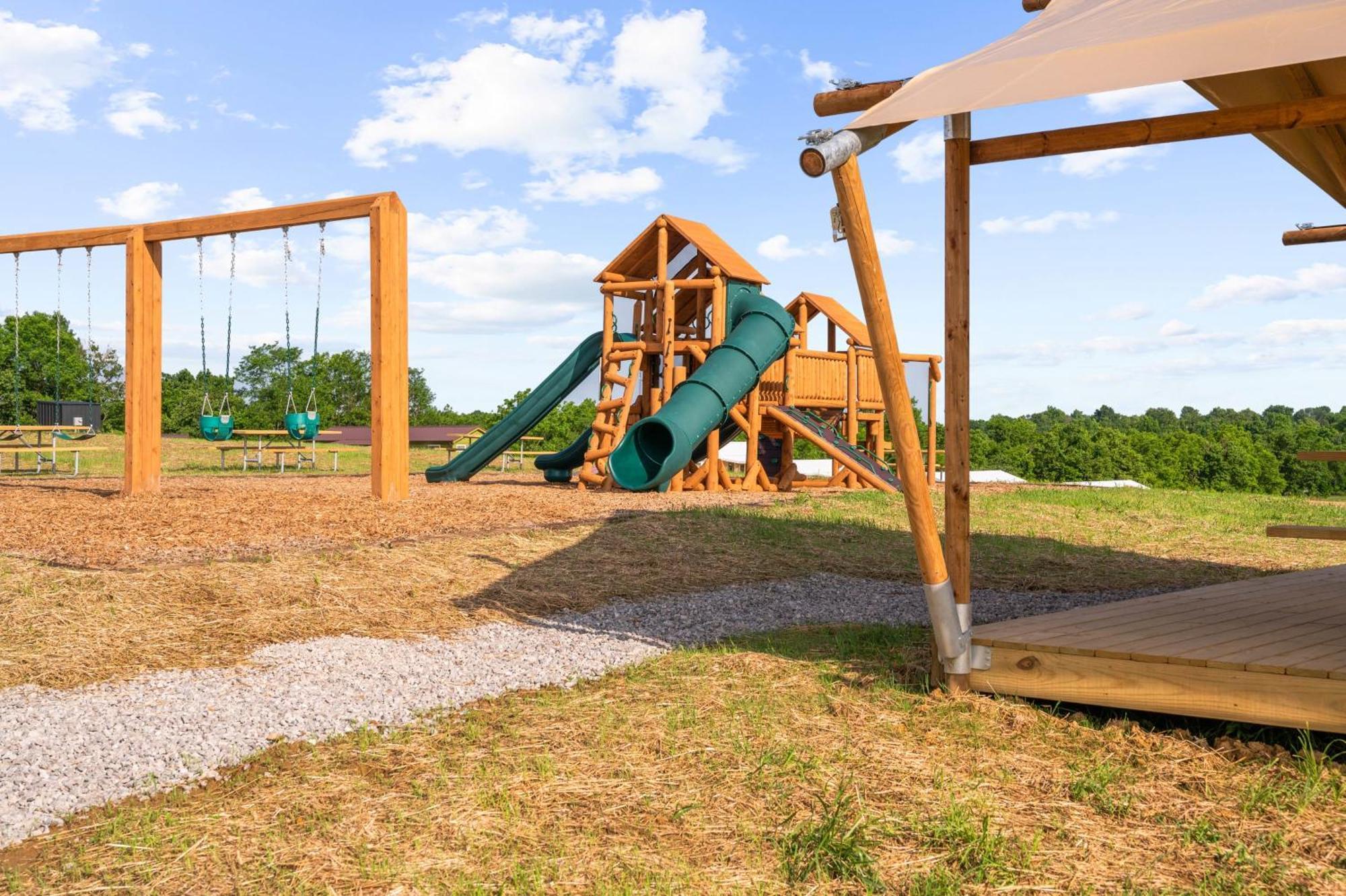 וויליאמסטאון The Lodges At Eden Reserve - Cabins Near Ark מראה חיצוני תמונה